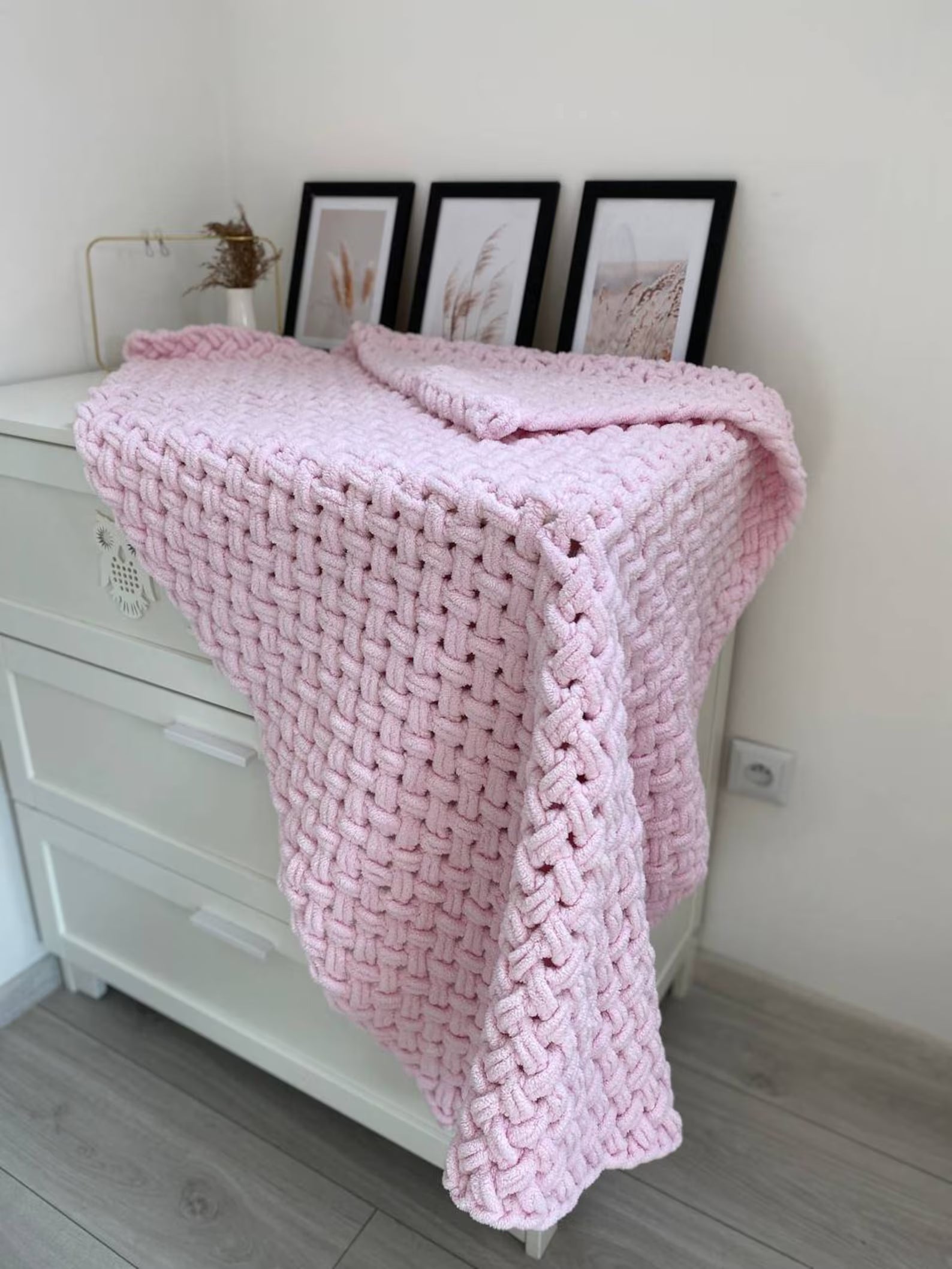 Handmade Puffy Throw Blanket